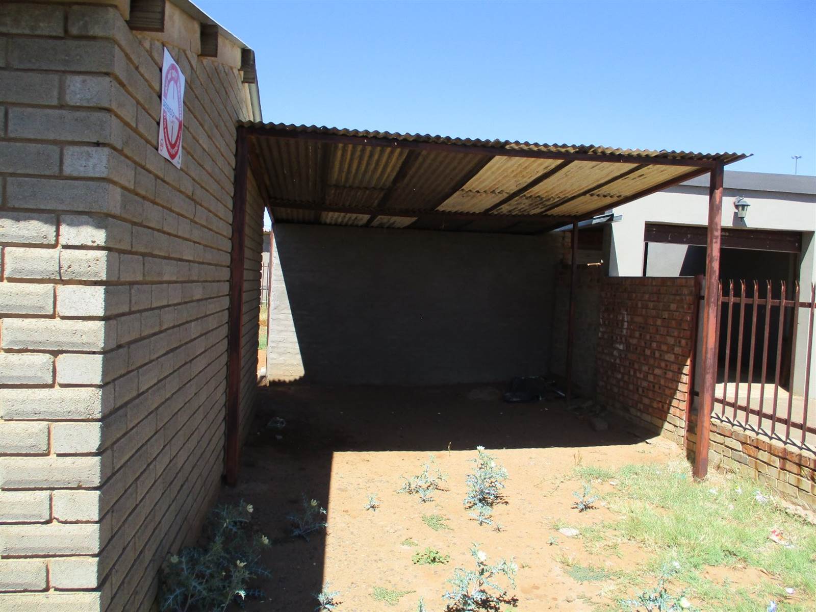 2 Bed House in Bloemfontein photo number 1