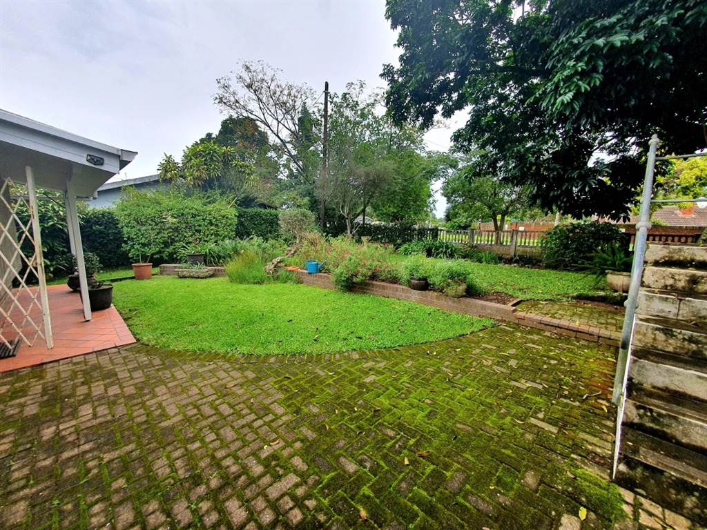 4 Bed House in Pinetown Central photo number 28