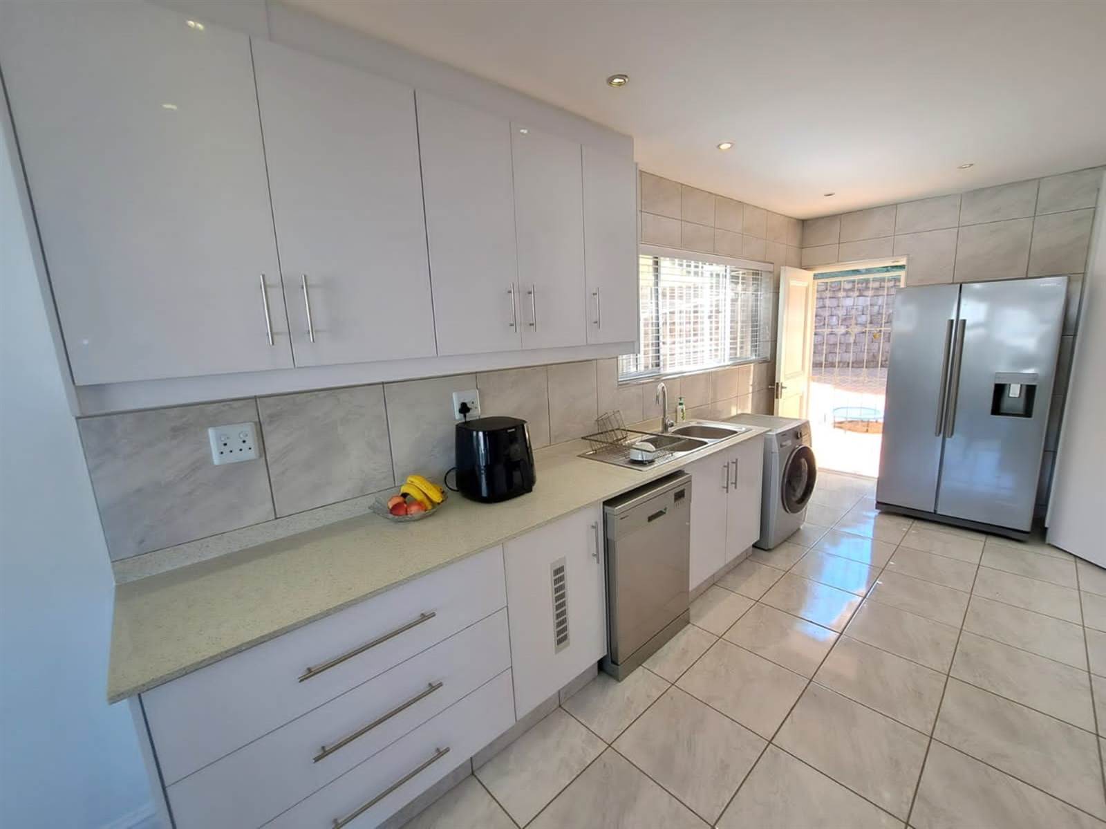 3 Bed House in Umgeni Park photo number 13