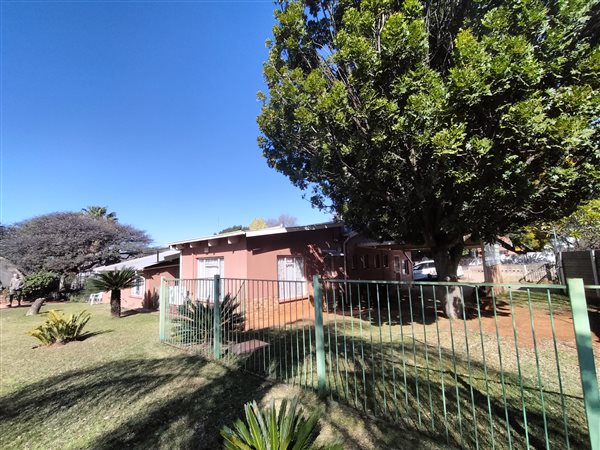 7 Bed House in Pretoria North