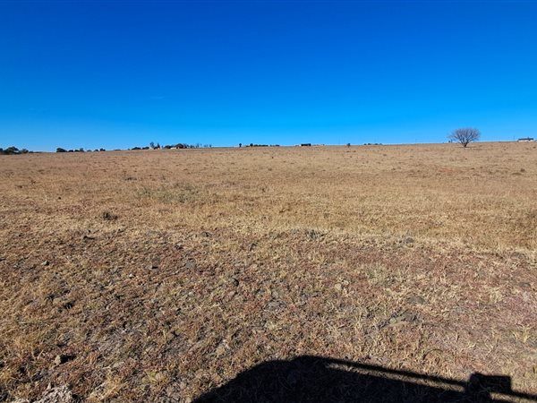4.3 ha Farm 4.3 ha Farm