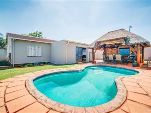 3 Bed House in Klopperpark