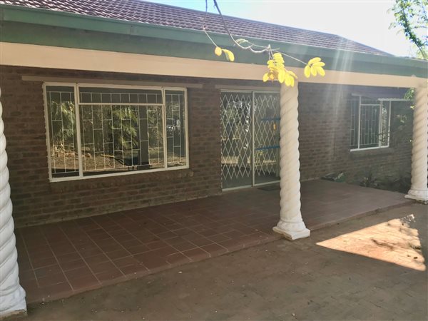 3 Bedroom House 3 Bedroom House