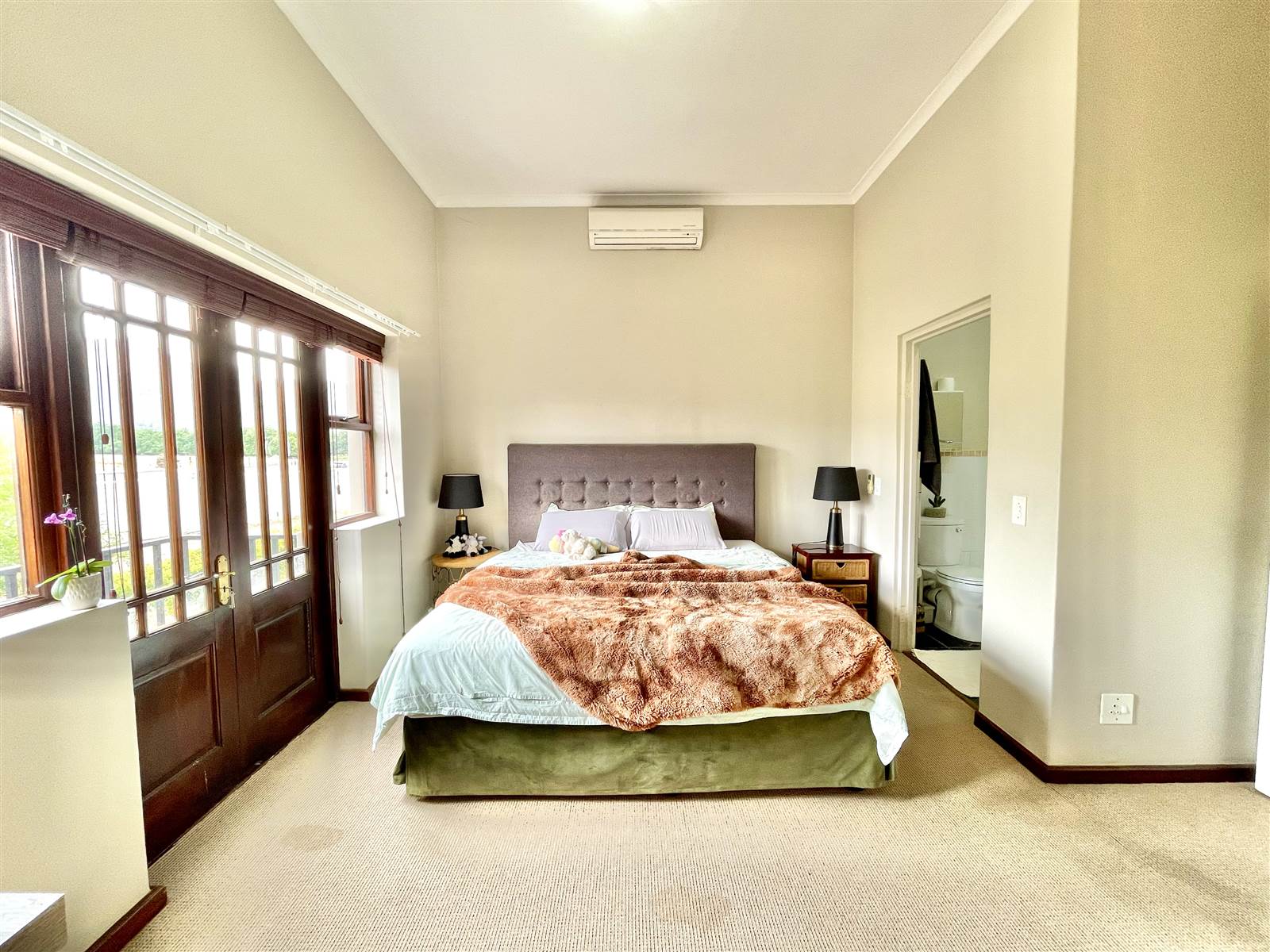 2 Bed Townhouse in Boschenmeer Golf Estate photo number 9