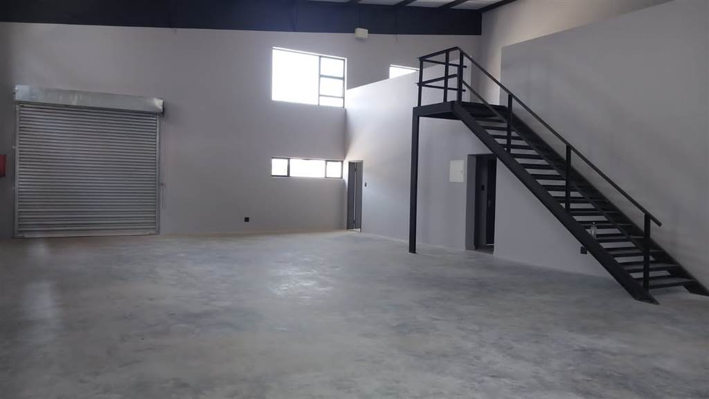 319  m² Industrial space in Waterval East photo number 6