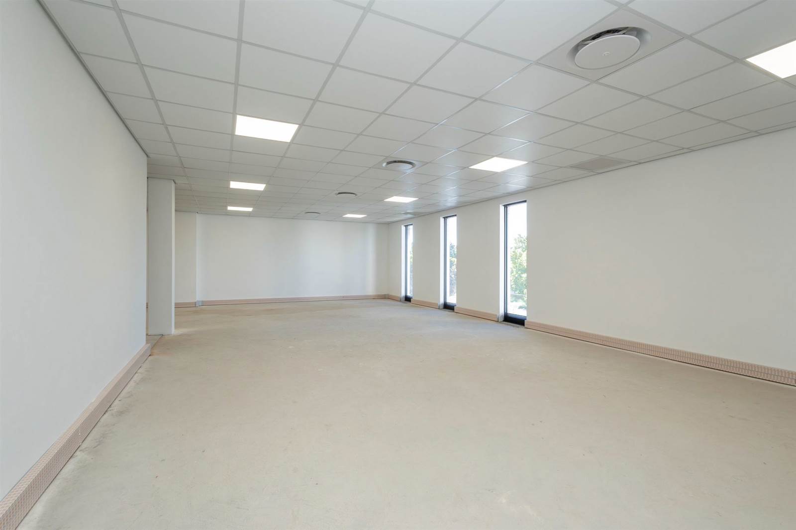 98  m² Commercial space in Wellway Park photo number 5