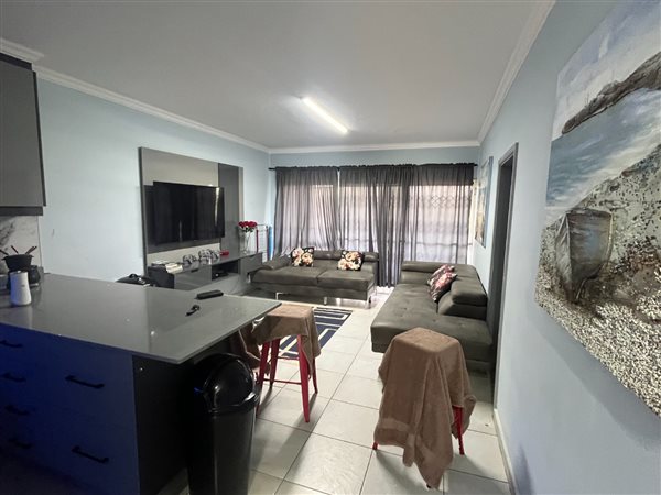 3 Bedroom Apartment 3 Bedroom Apartment