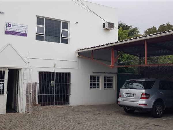 105 m² Commercial space 105 m² Commercial space