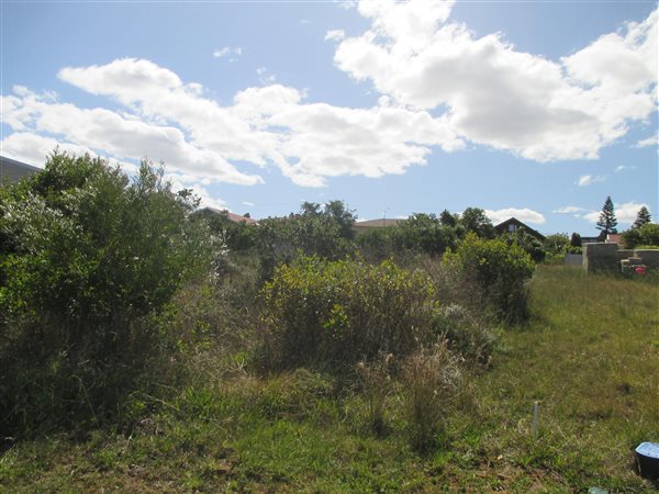 880 m² Land