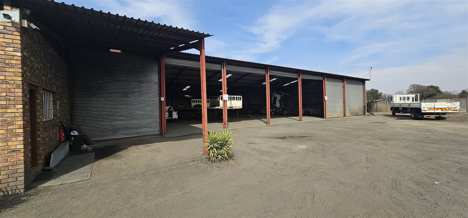 1389  m² Commercial space in Sundra photo number 3