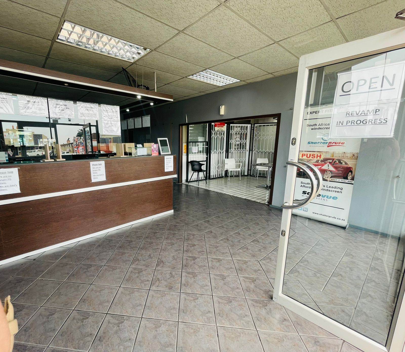 850  m² Commercial space in Rustenburg Central photo number 4