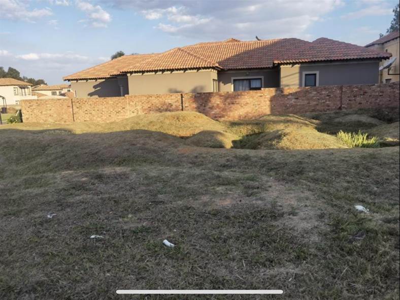 375 m² Land available in Brakpan North photo number 1