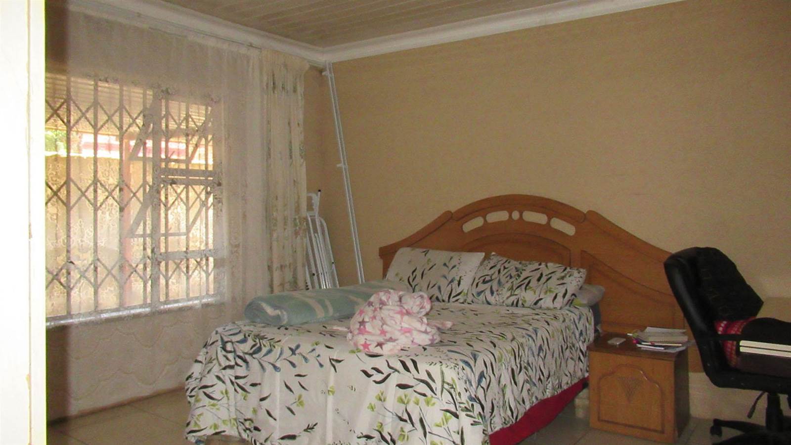 2 Bed House in Mohlakeng photo number 8