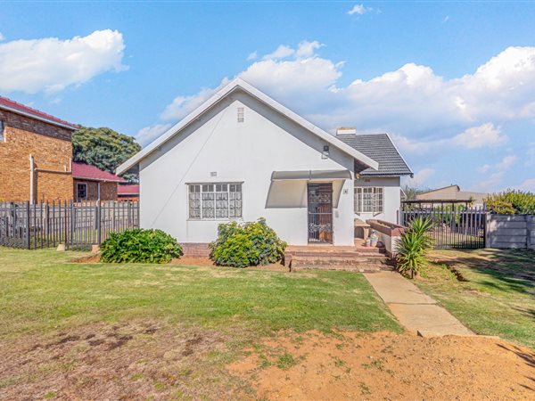 3 Bedroom House 3 Bedroom House