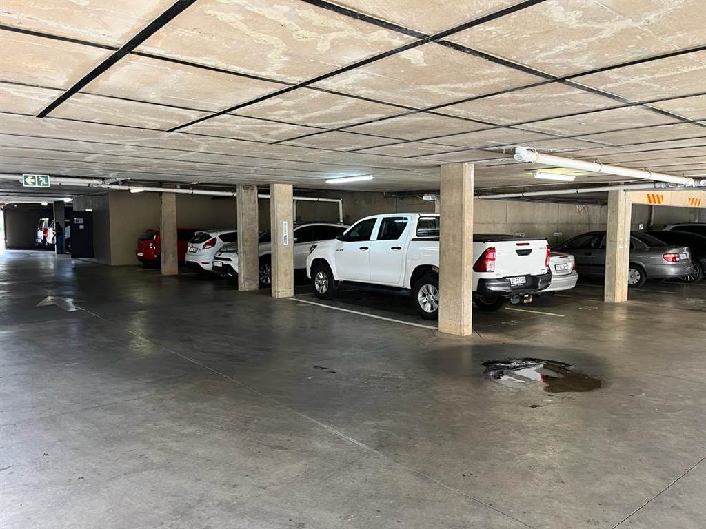 253  m² Commercial space in Bryanston photo number 7