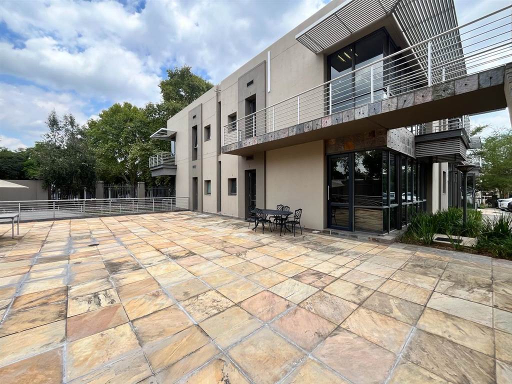 253  m² Commercial space in Bryanston photo number 5