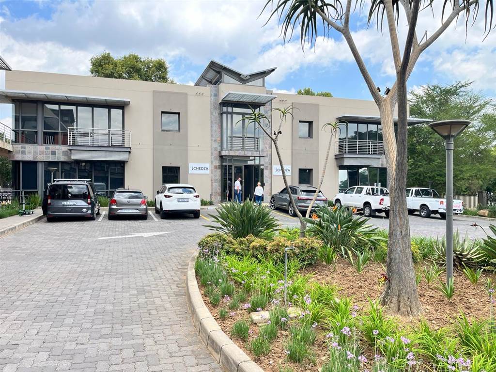 253  m² Commercial space in Bryanston photo number 3