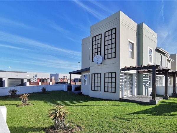 2 Bedroom House 2 Bedroom House