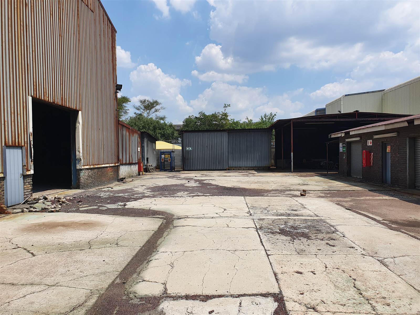 1992  m² Industrial space in Alrode photo number 29