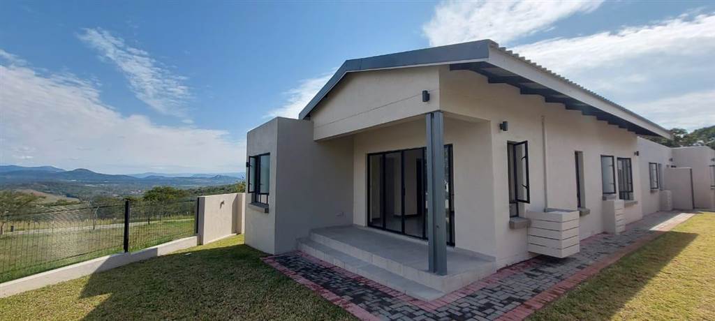 5 Bed House in Sonheuwel photo number 3