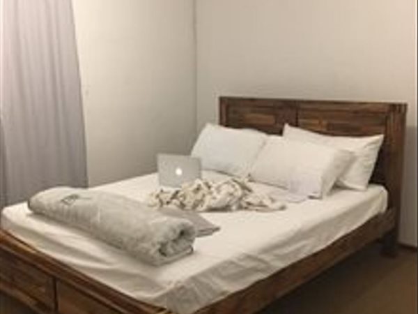 1 Bedroom Flat 1 Bedroom Flat