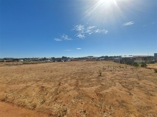 1983 m² Land available in Moorreesburg