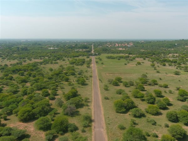 5 834 m² Land