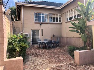 4 Bed House in Orange Grove