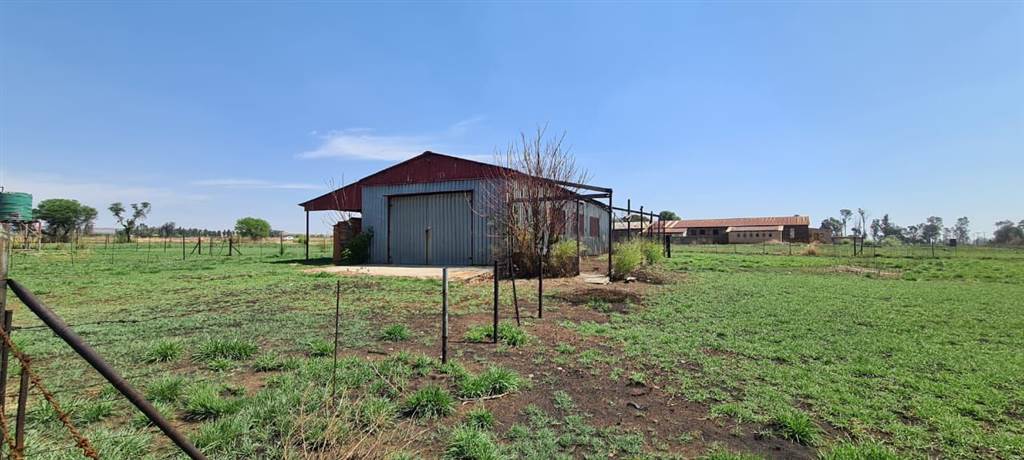 171 ha Farm with House in Potchefstroom Central photo number 6