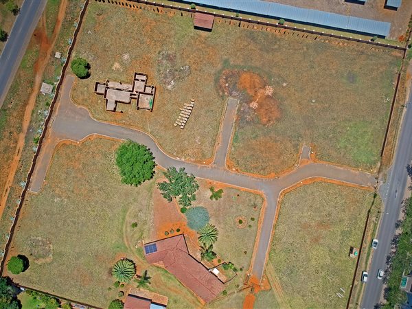 888 m² Land 888 m² Land