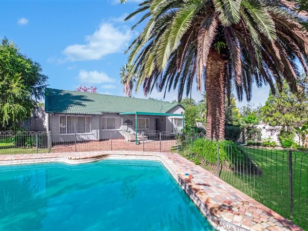 3 Bedroom House 3 Bedroom House