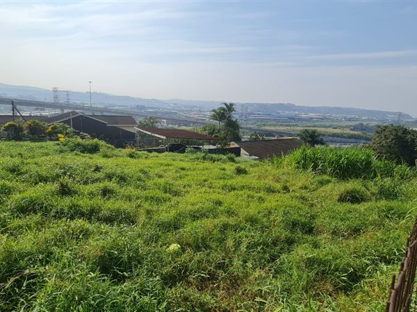 1311 m² Land available in Clare Hills