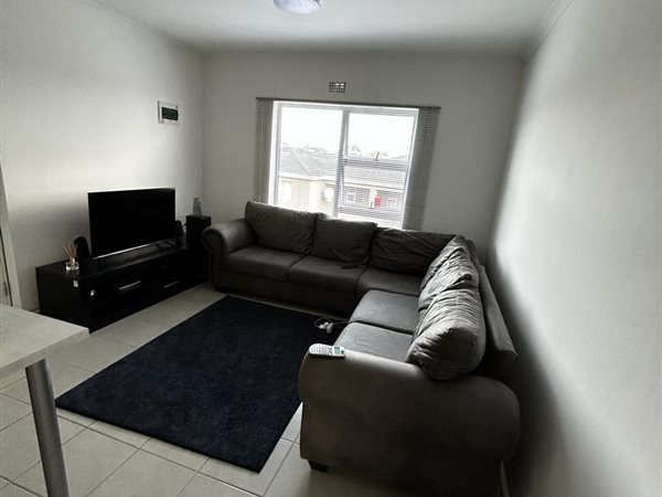 3 Bed Apartment in Blue Downs