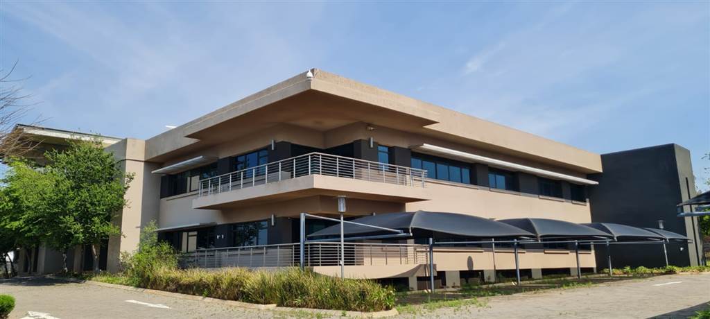 750  m² Office Space in Jet Park photo number 1
