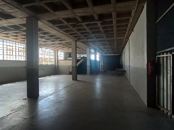 494  m² Industrial space