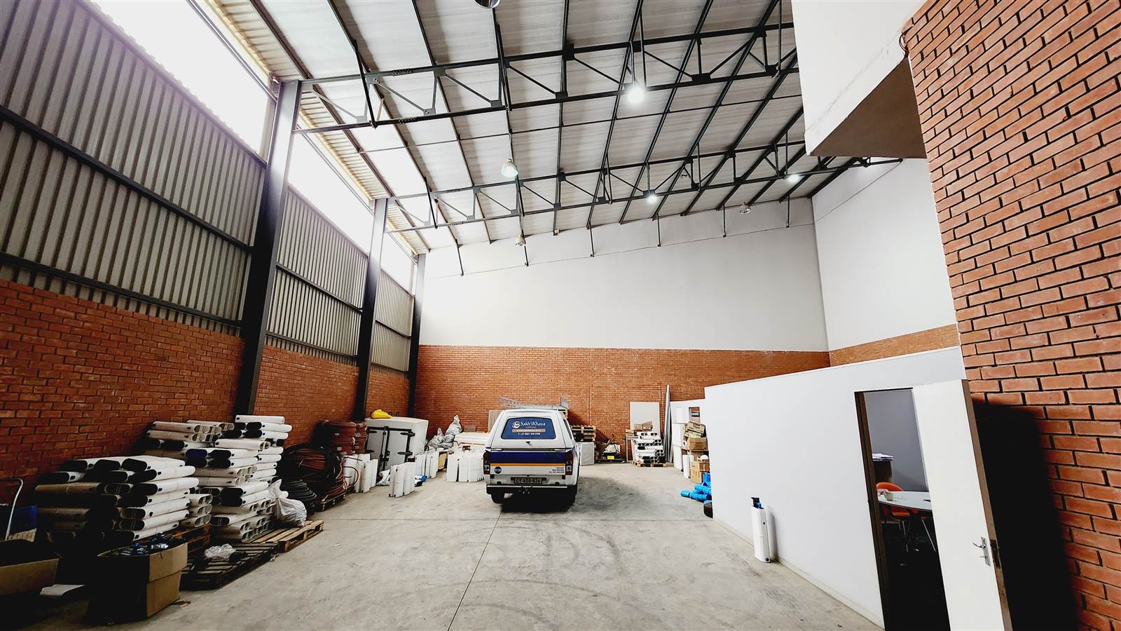 465  m² Industrial space in Roodepoort Central photo number 2