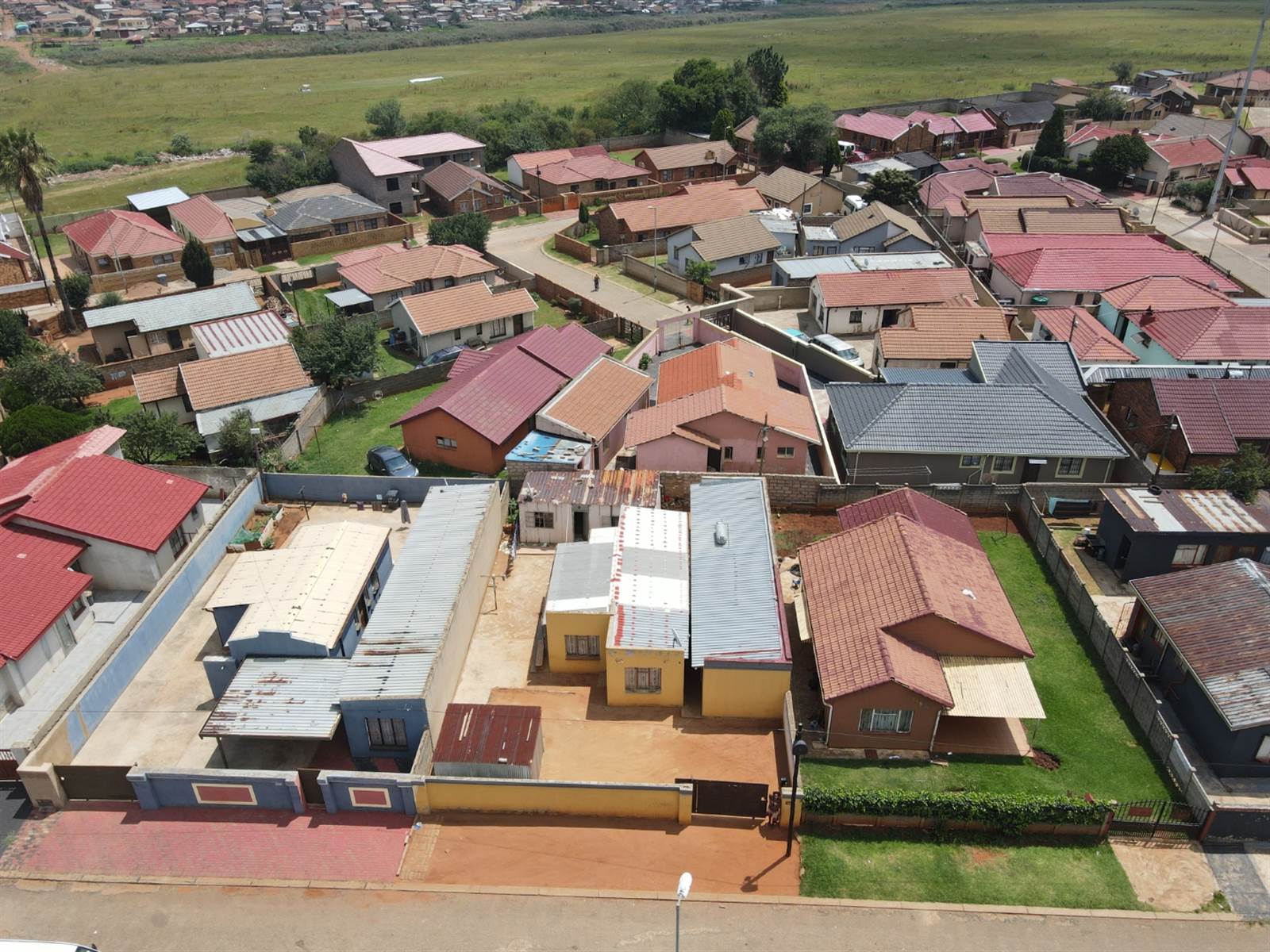 2 Bed House in Dobsonville photo number 12