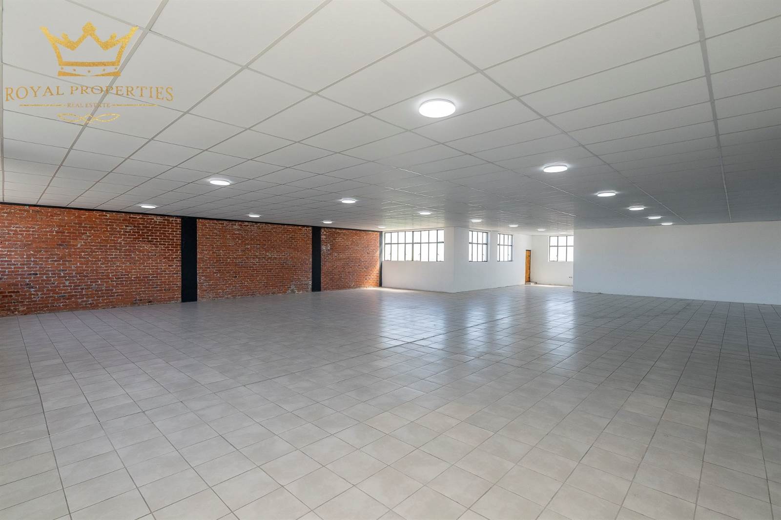 2450  m² Commercial space in Maitland photo number 24