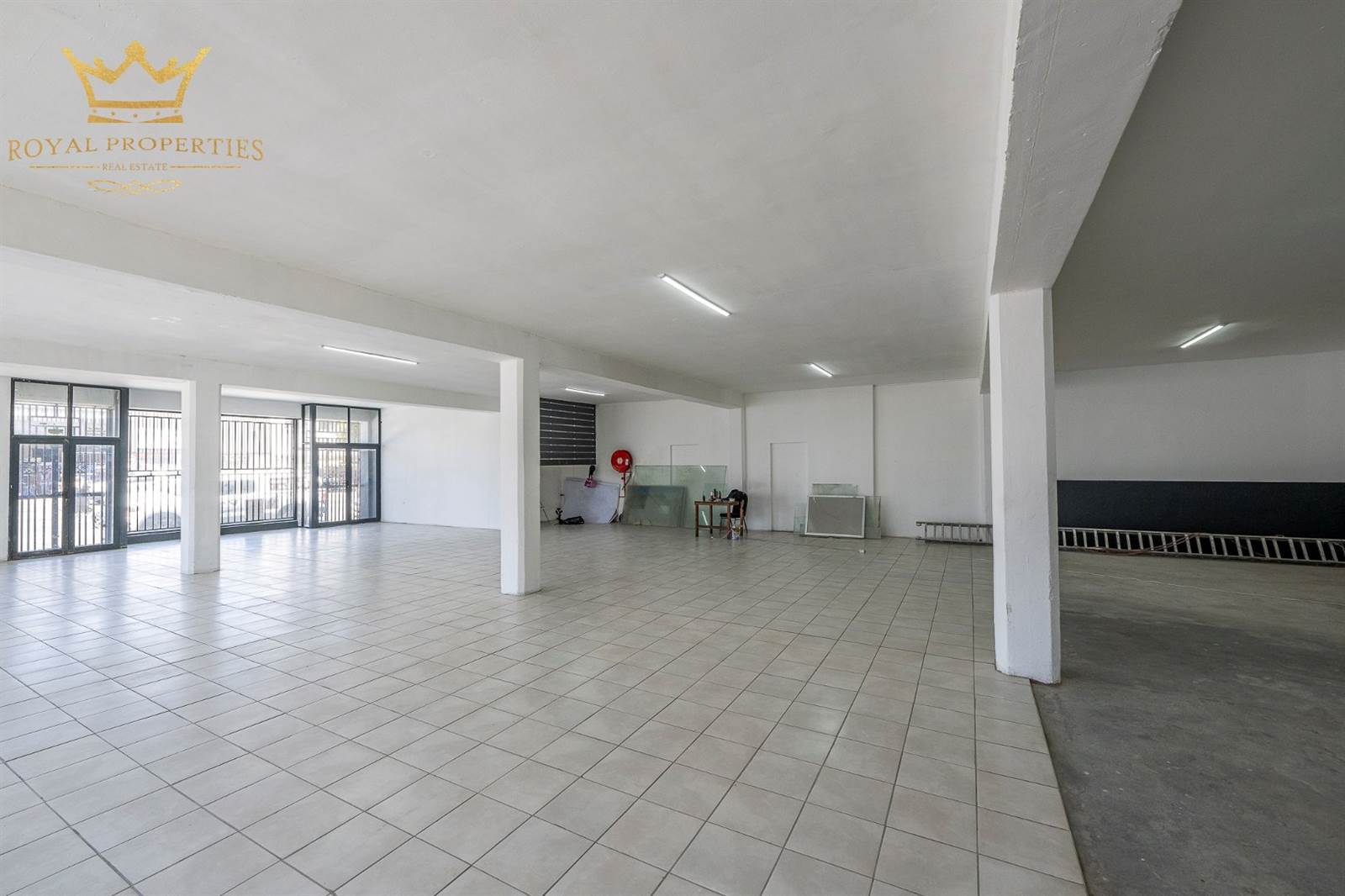 2450  m² Commercial space in Maitland photo number 5