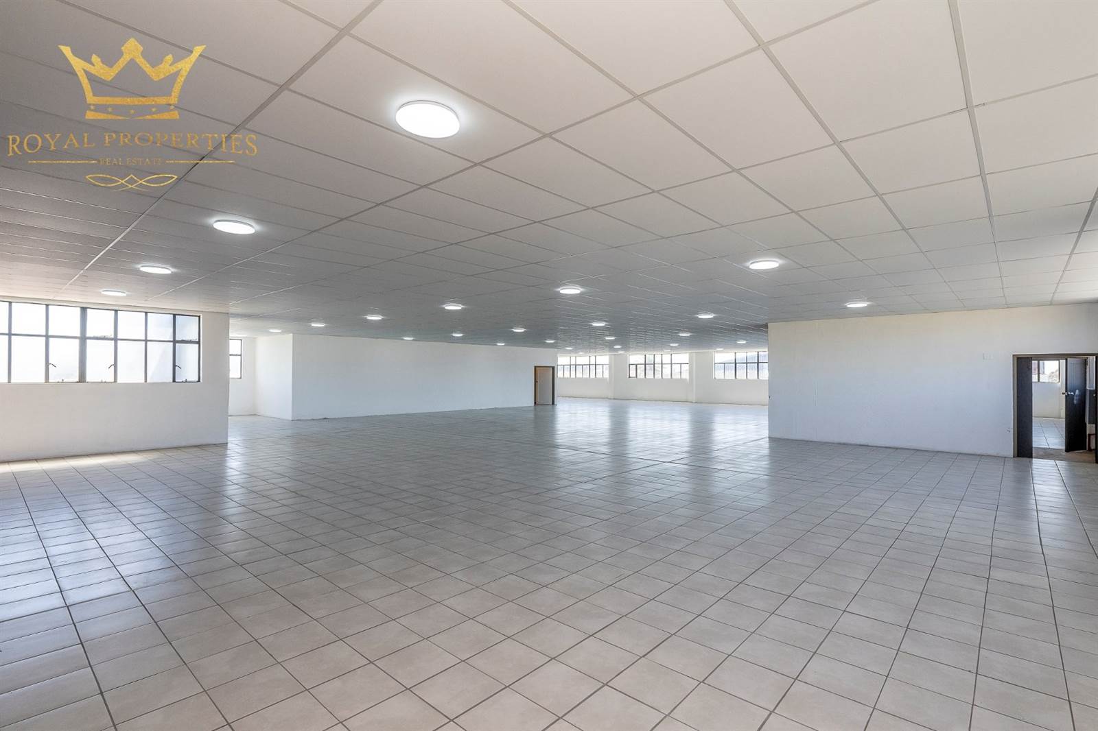 2450  m² Commercial space in Maitland photo number 26