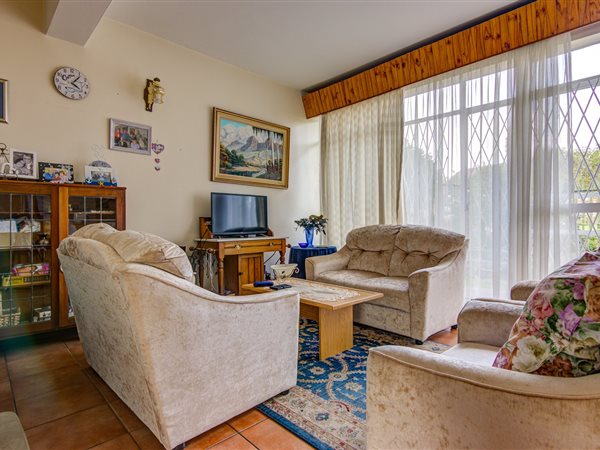 2 Bedroom Townhouse 2 Bedroom Townhouse