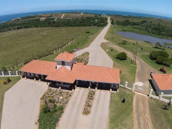 1416 m² Land available in Khamanga Bay