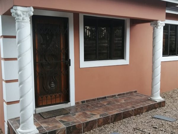 2 Bedroom House 2 Bedroom House