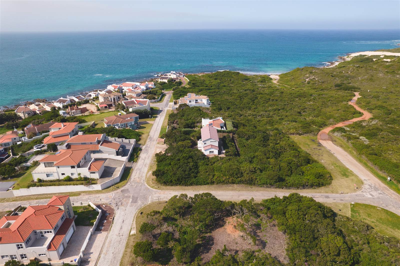 747 m² Land available in St Francis On Sea photo number 2