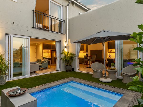 4 Bedroom House 4 Bedroom House