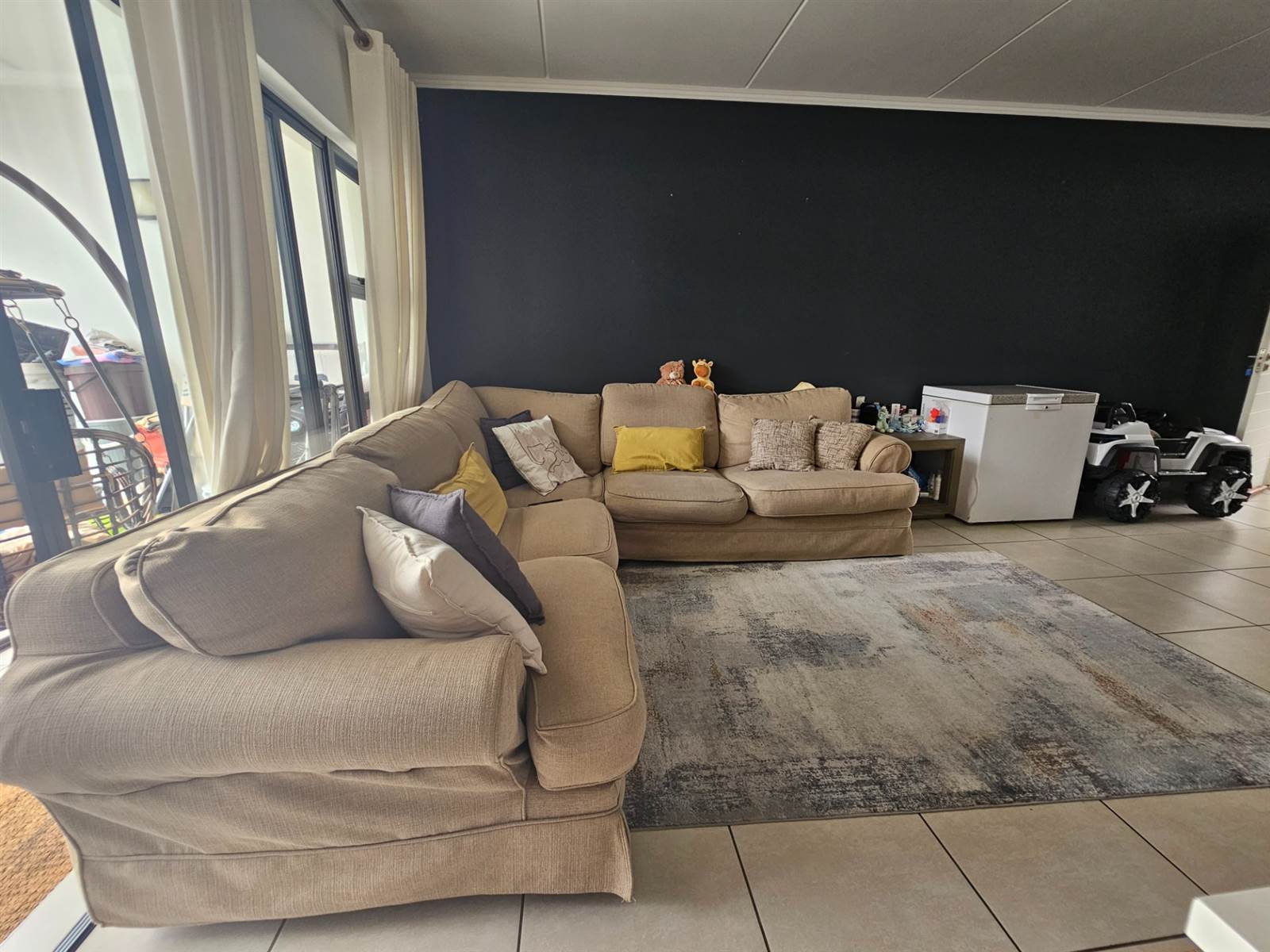 3 Bed Apartment in Modderfontein photo number 7