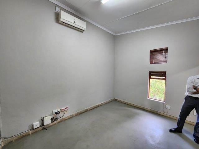 31.8  m² Commercial space in Hoedspruit photo number 5