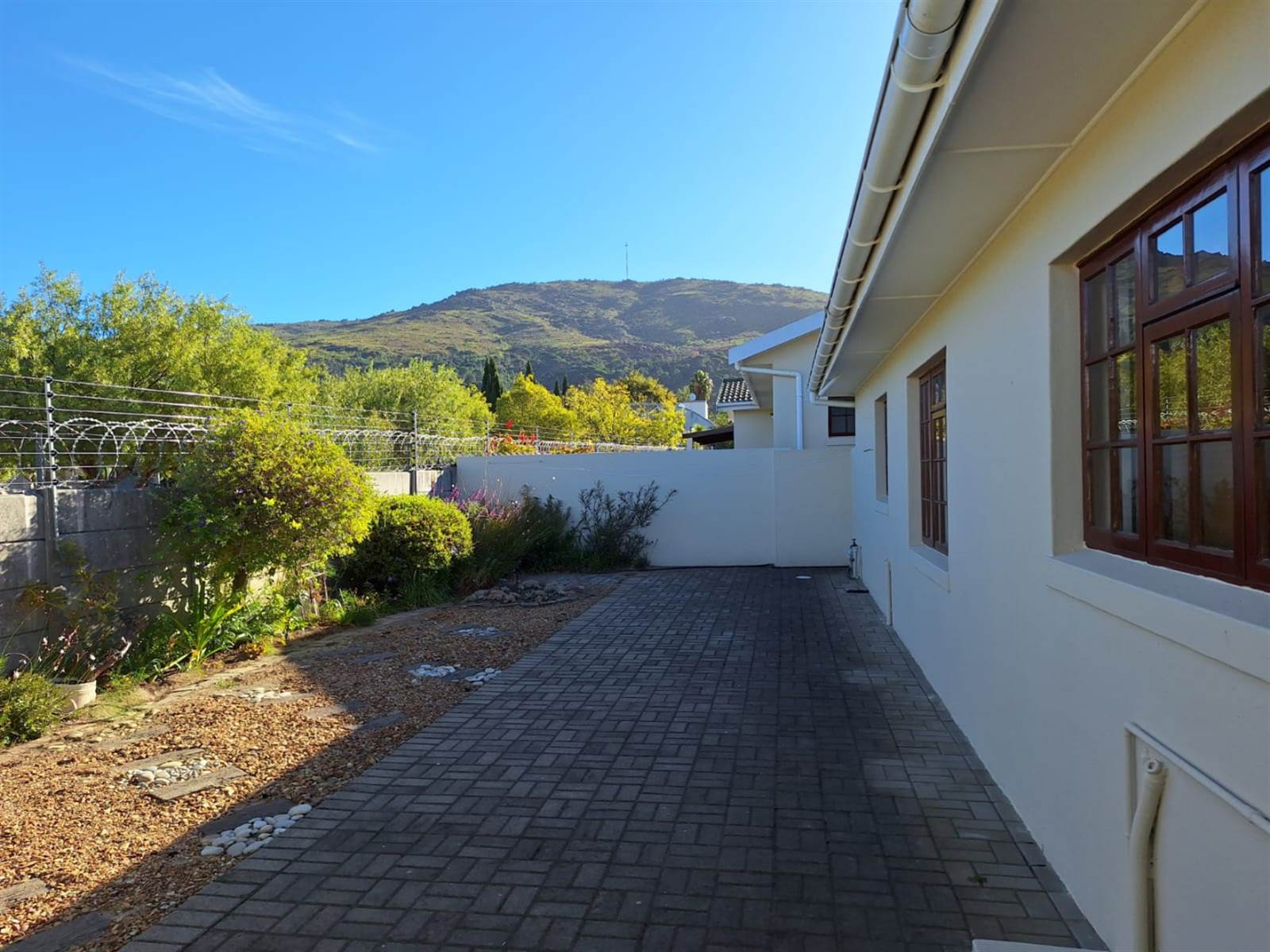 2 Bed House in Northern Paarl photo number 12