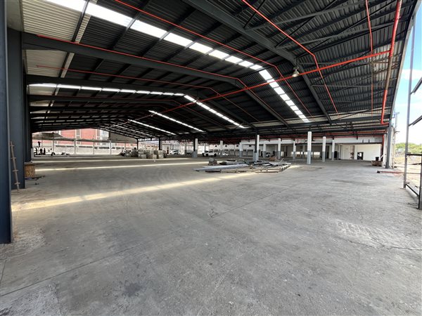 9869  m² Industrial space