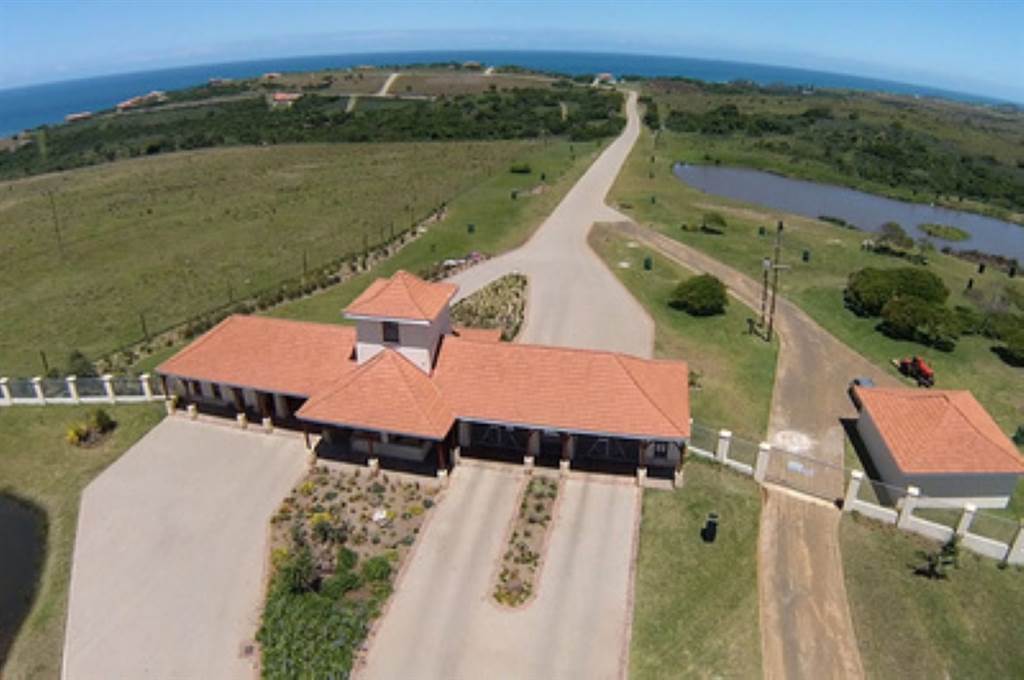 1131 m² Land available in Khamanga Bay photo number 4